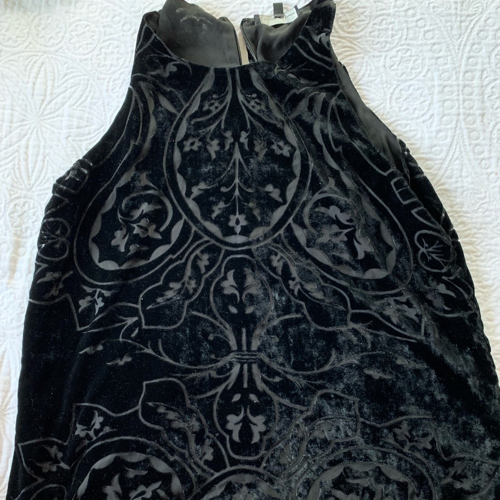 Beautiful Black Velvet Tank Top Size Large